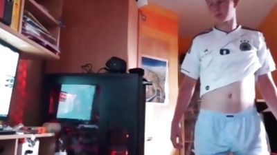 Webcam Soccerboy Cums, Amateur, Masturbating, Webcam