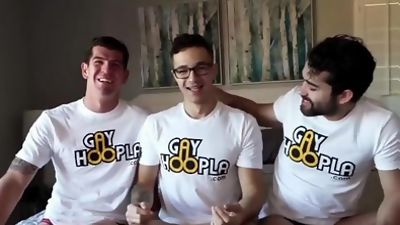 3 WAY! Hot College Guys Have AMAZING Gay Sex. HOT VIDEO, Group Sex, Teen, Muscle, Gay Hoopla