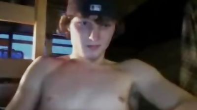 College guy nuts on cam, Cumshot, Masturbating, Solo, Gay