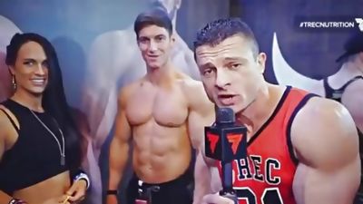 Which Bodybuilder had biggest arms at expo, Solo, Gay, Muscle, Bodybuilder