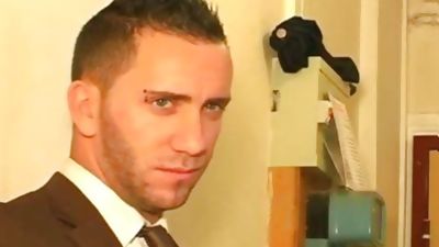 Full clip scene: A innocent Vendor chap Serviced His large penis By A chap!, Big Cock, Blowjob, Massage