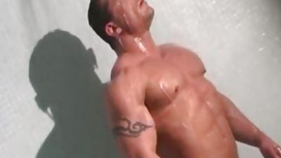 biggest Bodybuilder video, Muscle, Hunks, Bodybuilder