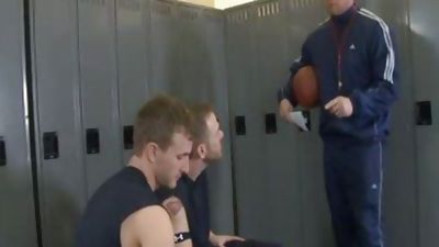 fine dicks plough In The Locker Room, Anal, Bareback, Hunks