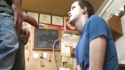 Boss nail Employee, Office