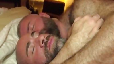 The Bear Likes The gigantic penis Of The Bear Daddy, Big Cock, Bears, Daddies